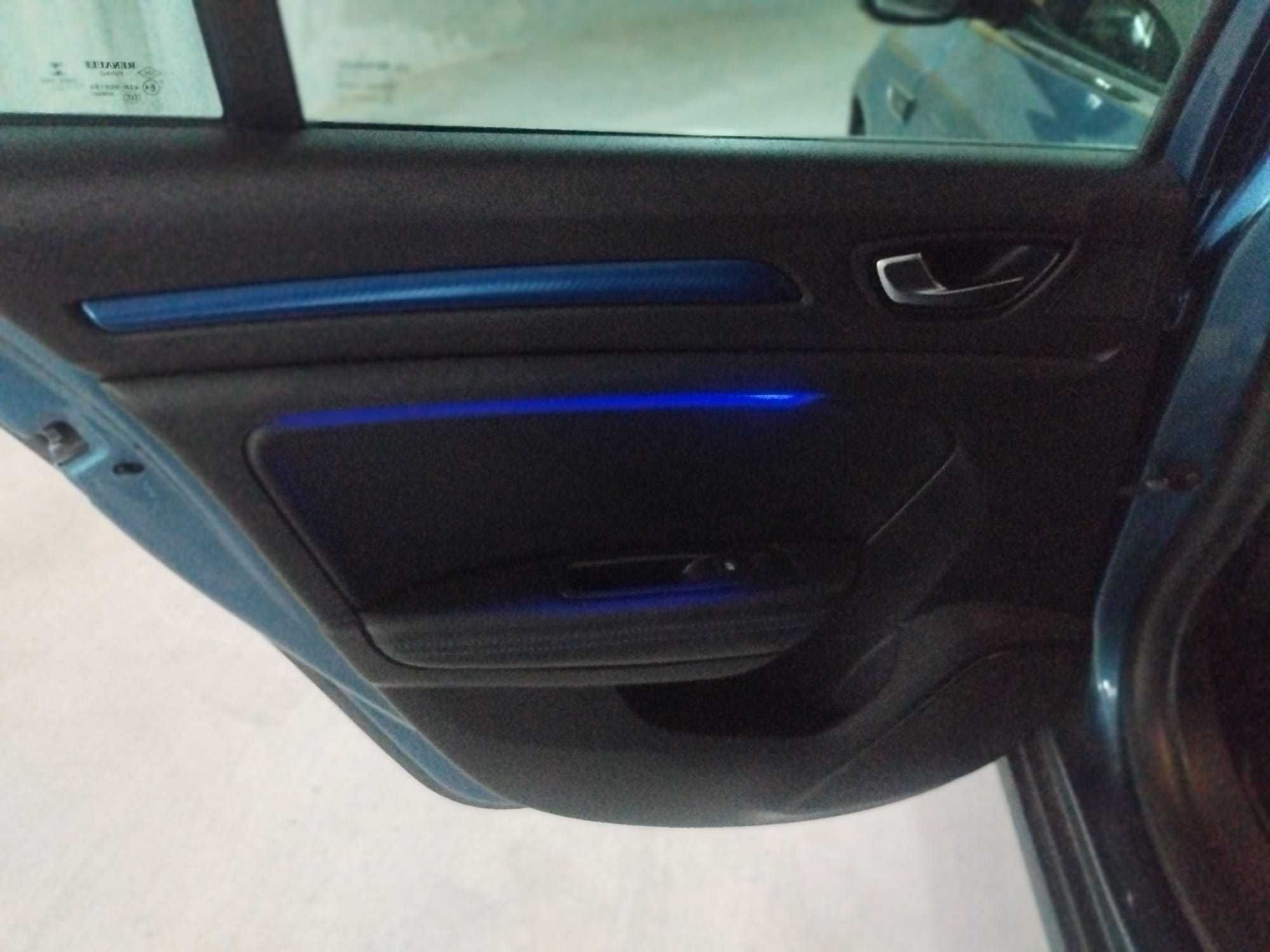Renault Megane IV - forras de porta GT Line-Bose edition -Llimited