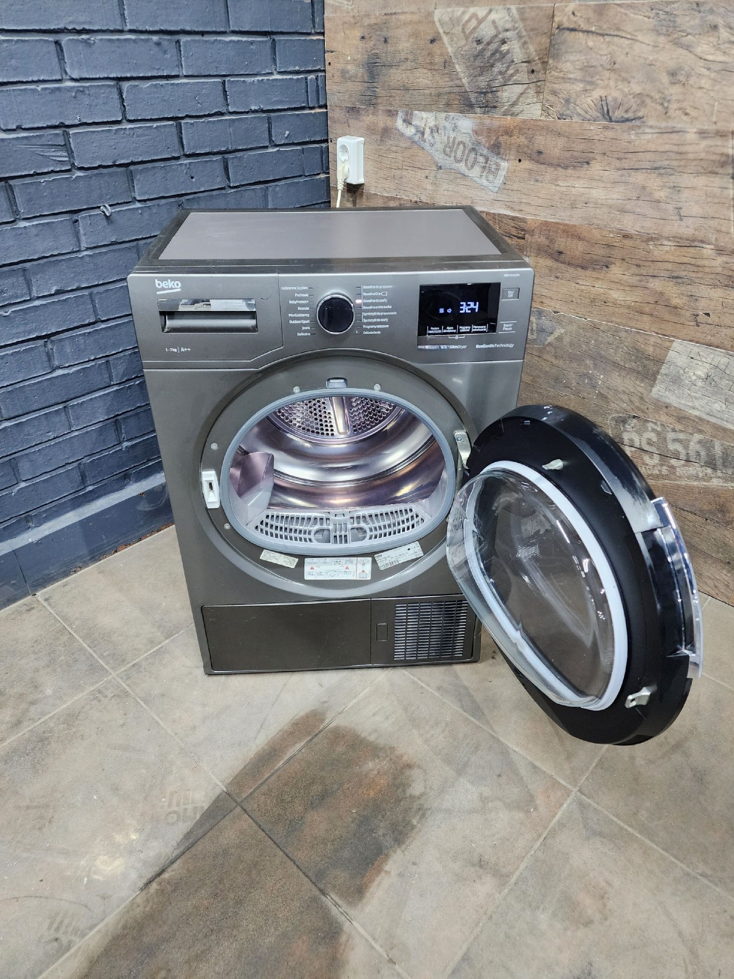 Комплект пральна + сушка Beko PWUV7646XME