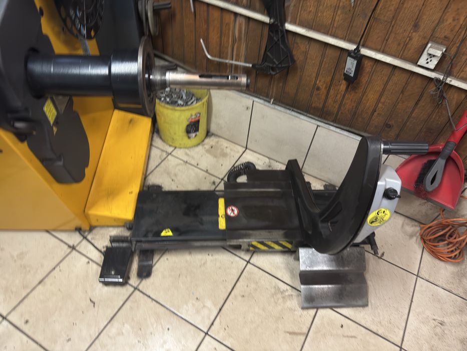 Maszyny do zakladu wulkanizacyjnego klasy premium. W super stanie