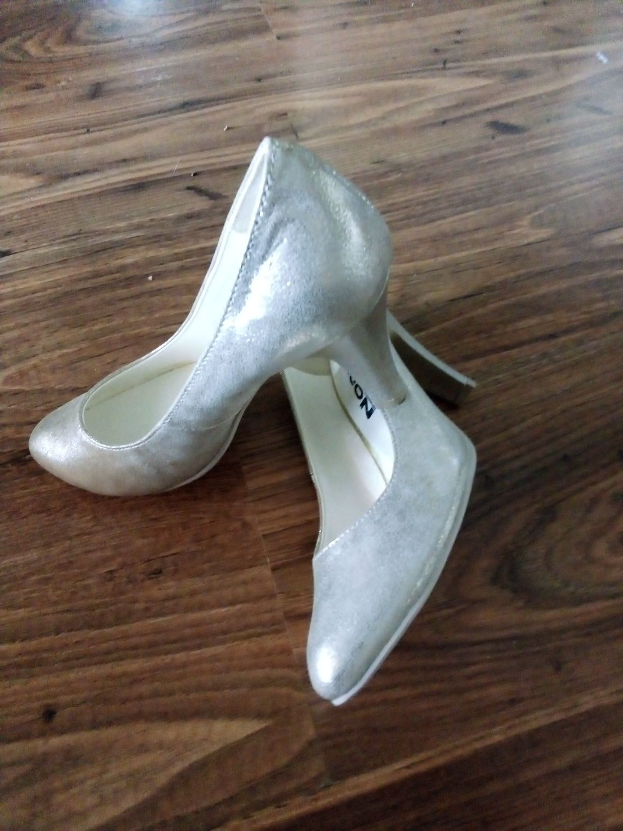 Buty damskie, szpilki, nowe