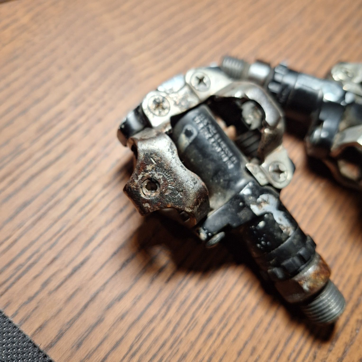 Pedały Shimano m520