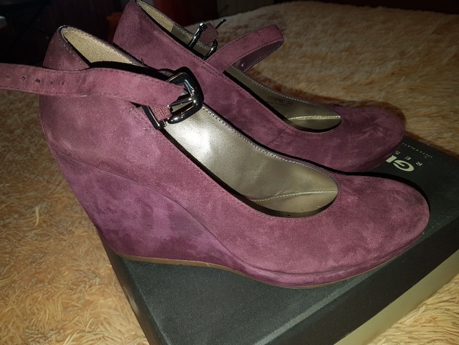 Жіночі туфлі на танкетці 39 р. GEOX