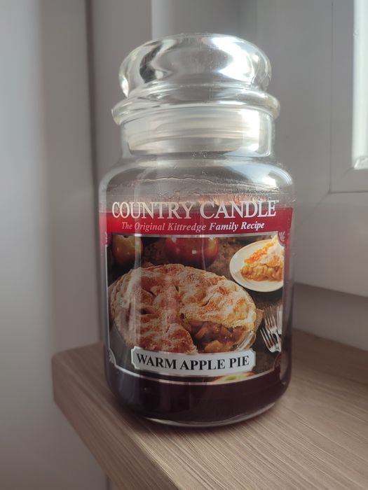 Country Candle Warm Apple Pie Duża Świeca Zapachowa 652g