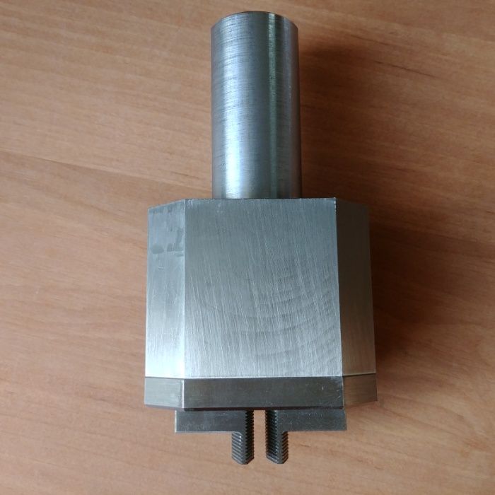 CHWYTAK podajnik pręta tokarka CNC