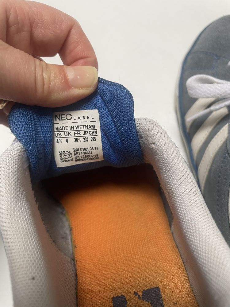 Sapatilhas adidas em pele
