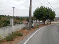 Terreno á entrada da povoação
