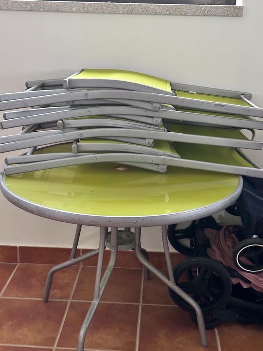 Mesa de exterior c/4 cadeiras