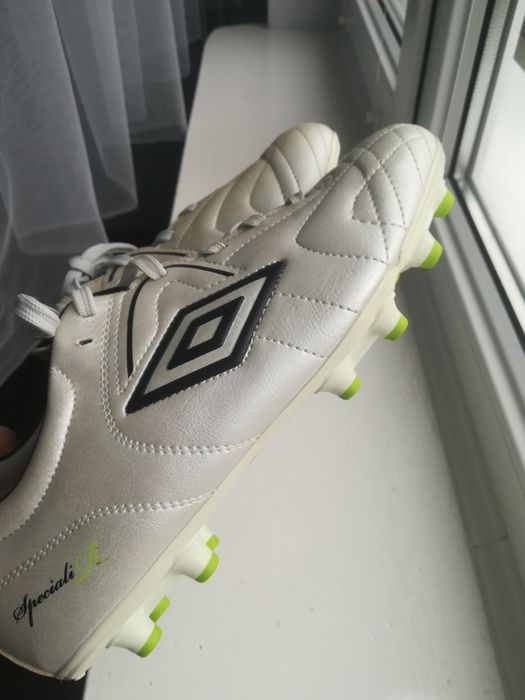 korki UMBRO SPECIALI R FG rozmiar 43