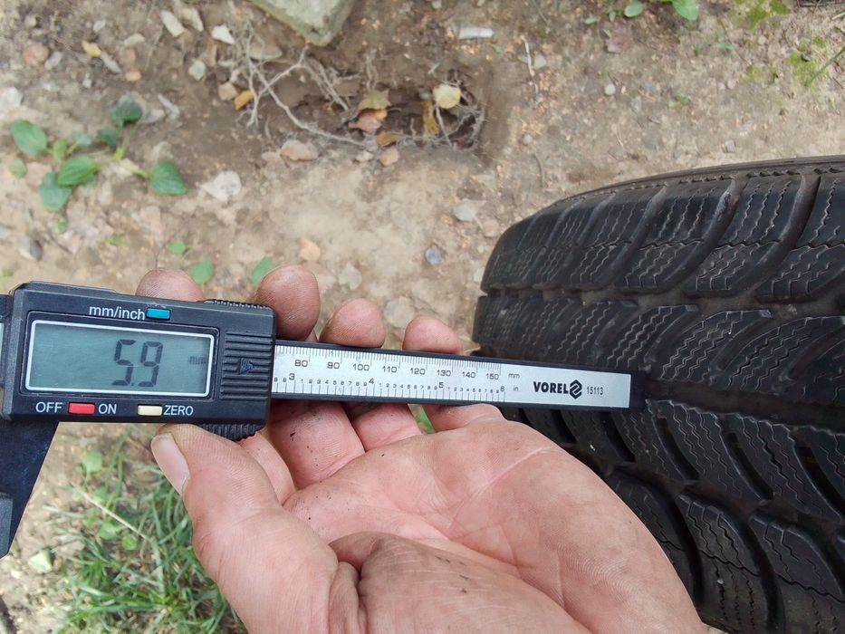 Cena za 4 Opony zimowe 185/65r15 DĘBICA 6mm