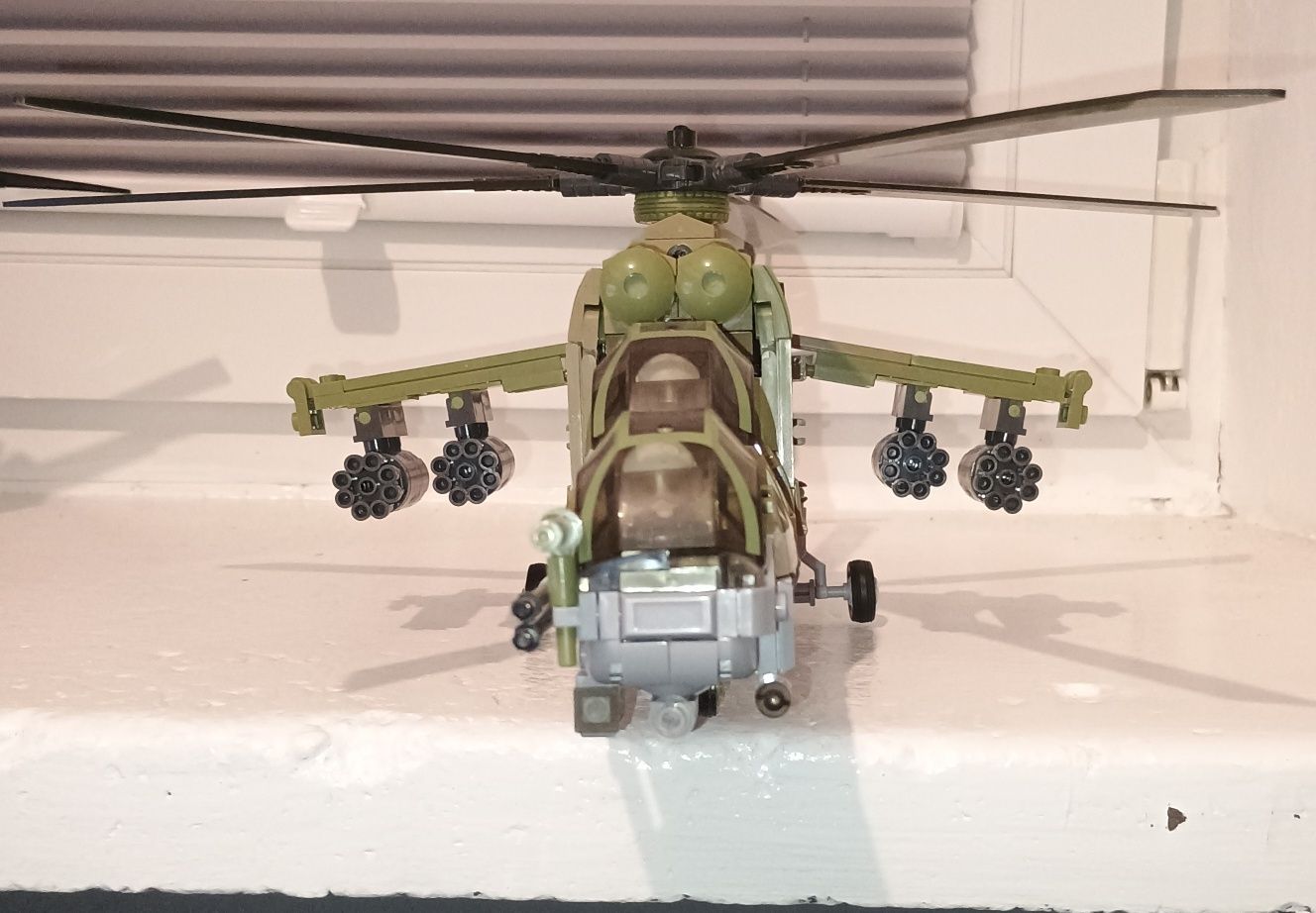 Klocki kompatybilne z lego śmigłowiec Mi-24