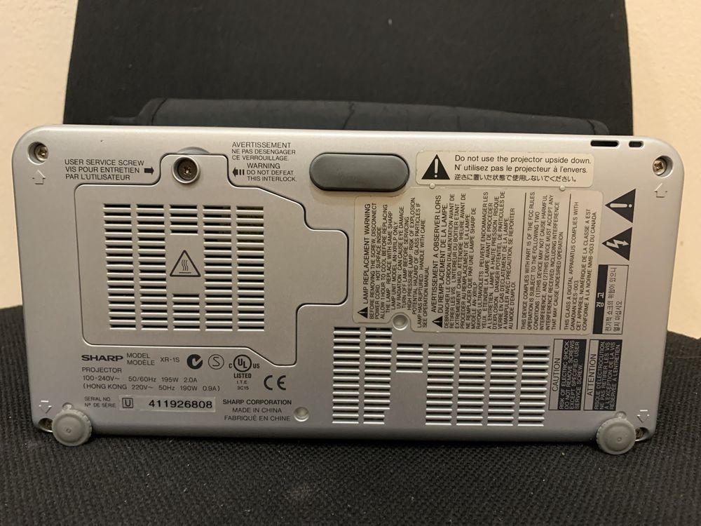 SHARP XR-15 проектор