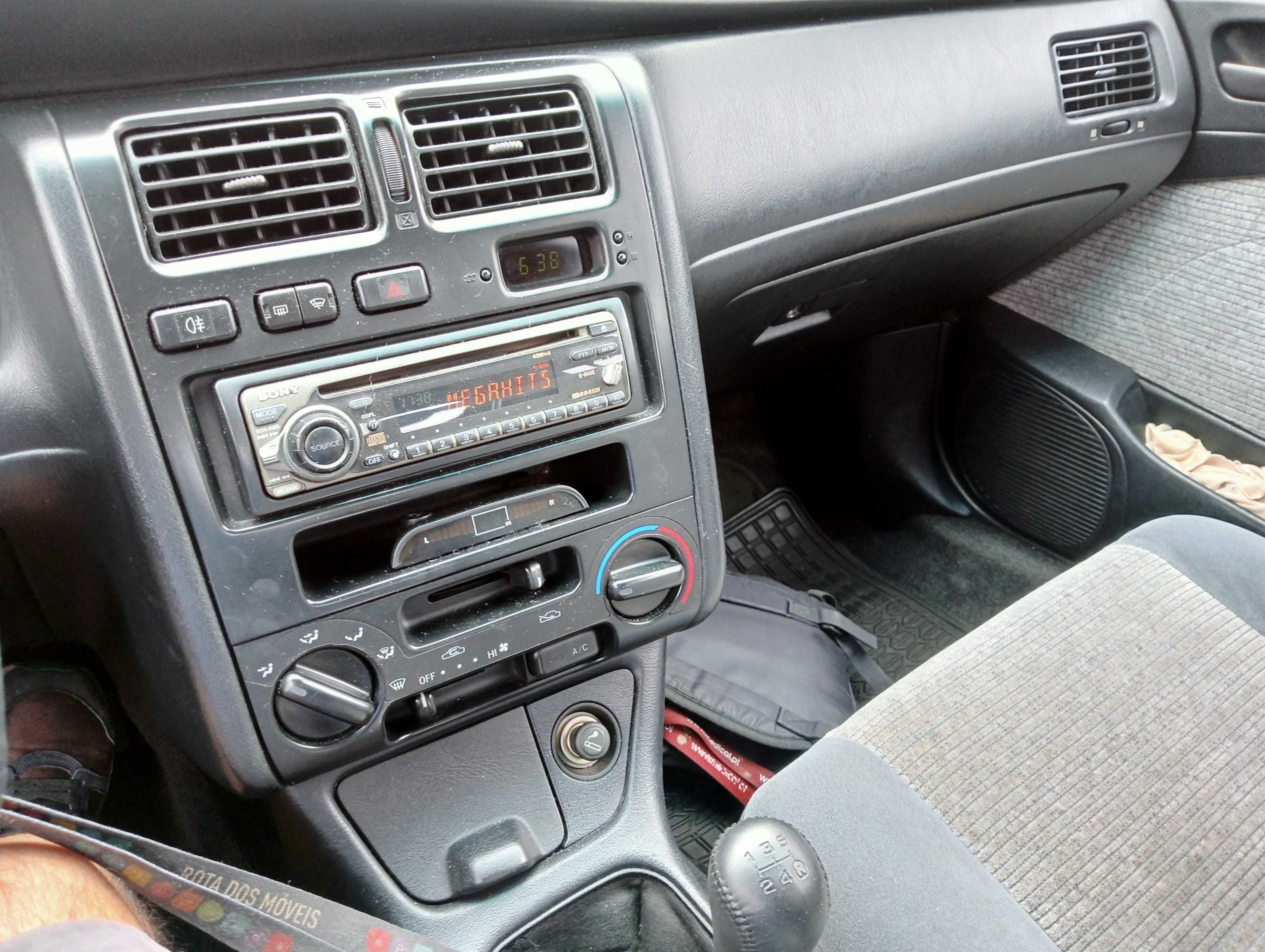 Toyota Carina E 1600cc 116 cavalos