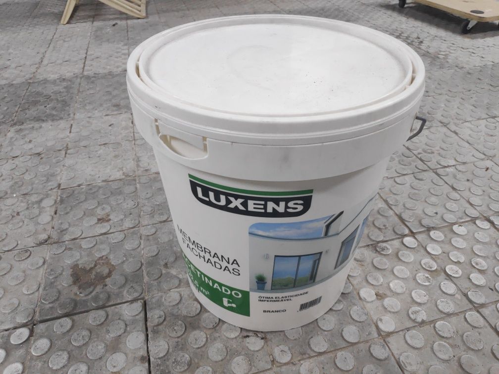 Tinta Membrana Elástica Fachadas Luxens