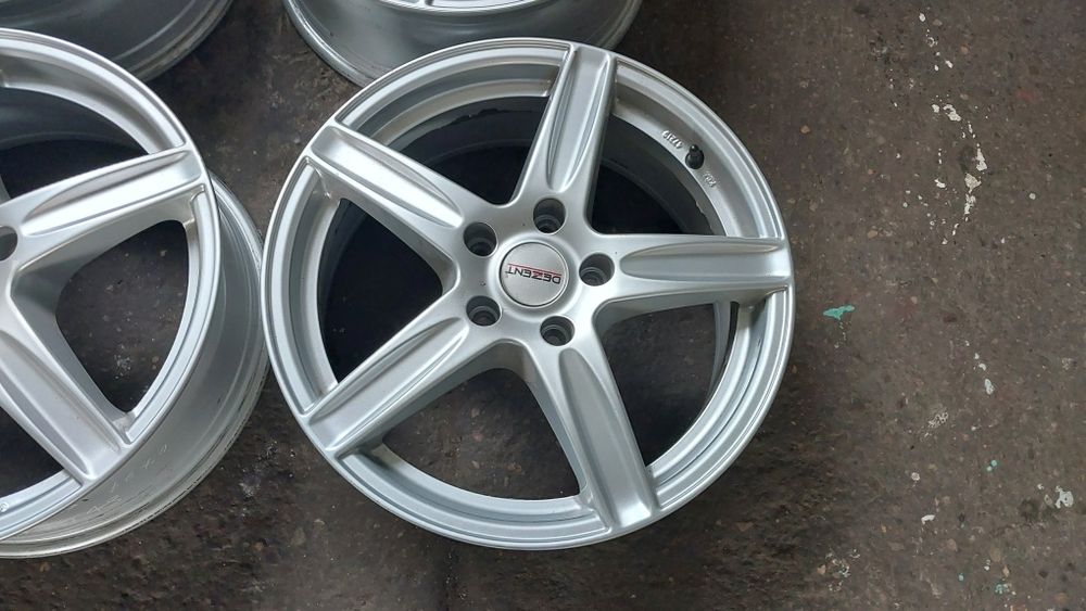 Alufelgi Dezent 5x114,3 7J17 ET48 Kia Hyundai Toyota Renault Nissan