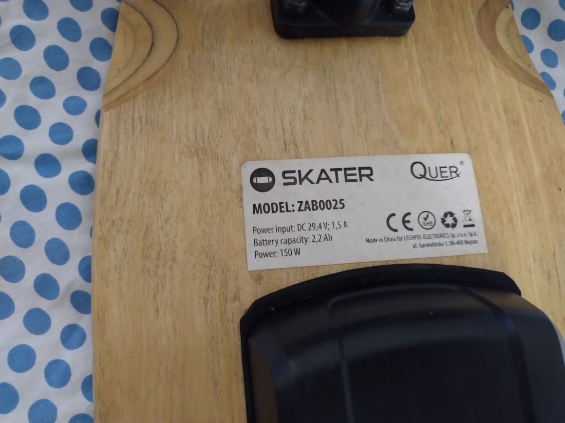 Deskorolka elektryczna quer skater