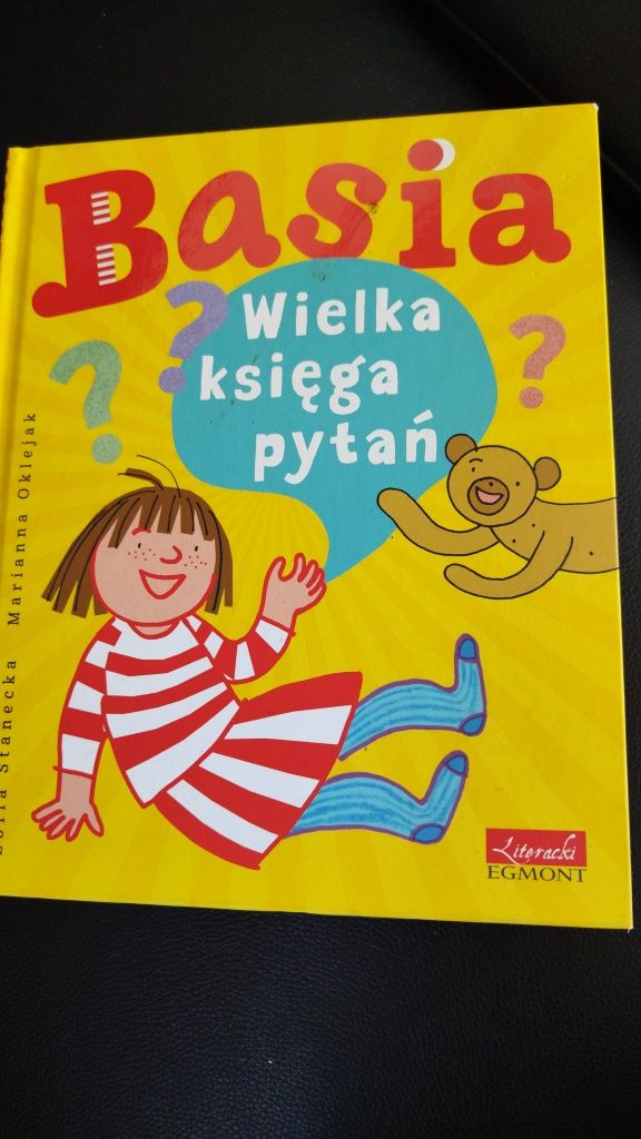 Basia i wielka księga pytań
