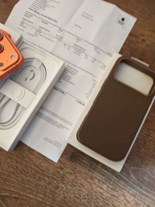 iPhone 17 Pro 6.3" 256GB Cosnic Orange Seminovo Novo C/Garantia Aceito