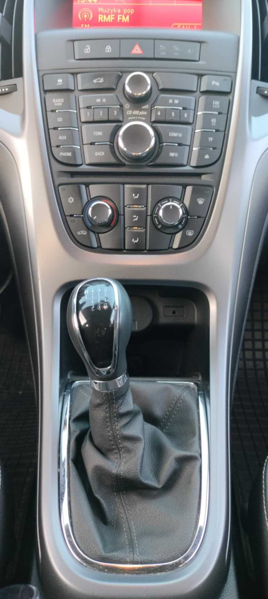 Opel Astra J 1.4 Turbo bezwypadkowy