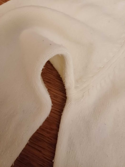 Kremowy sweter rozmiar S