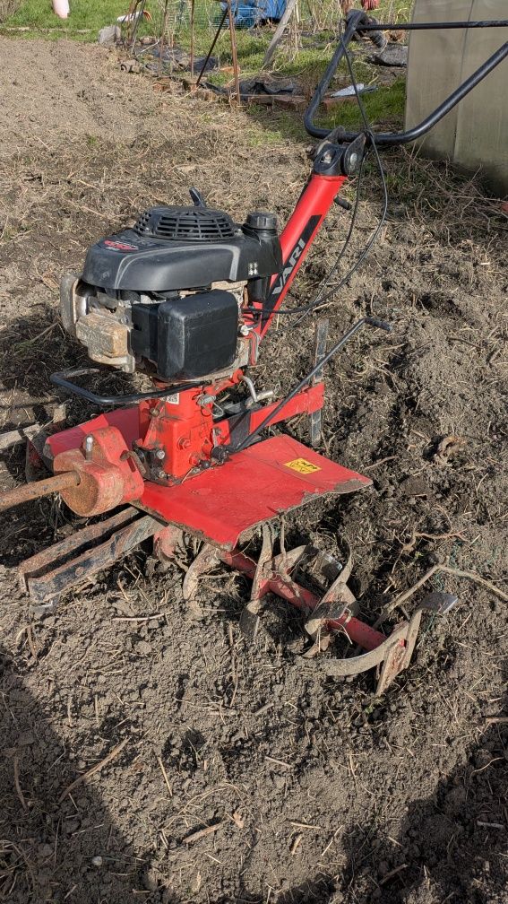 Traktorek jednoosiowy Vari pług glebogryzarka dzik traktor ciągnik