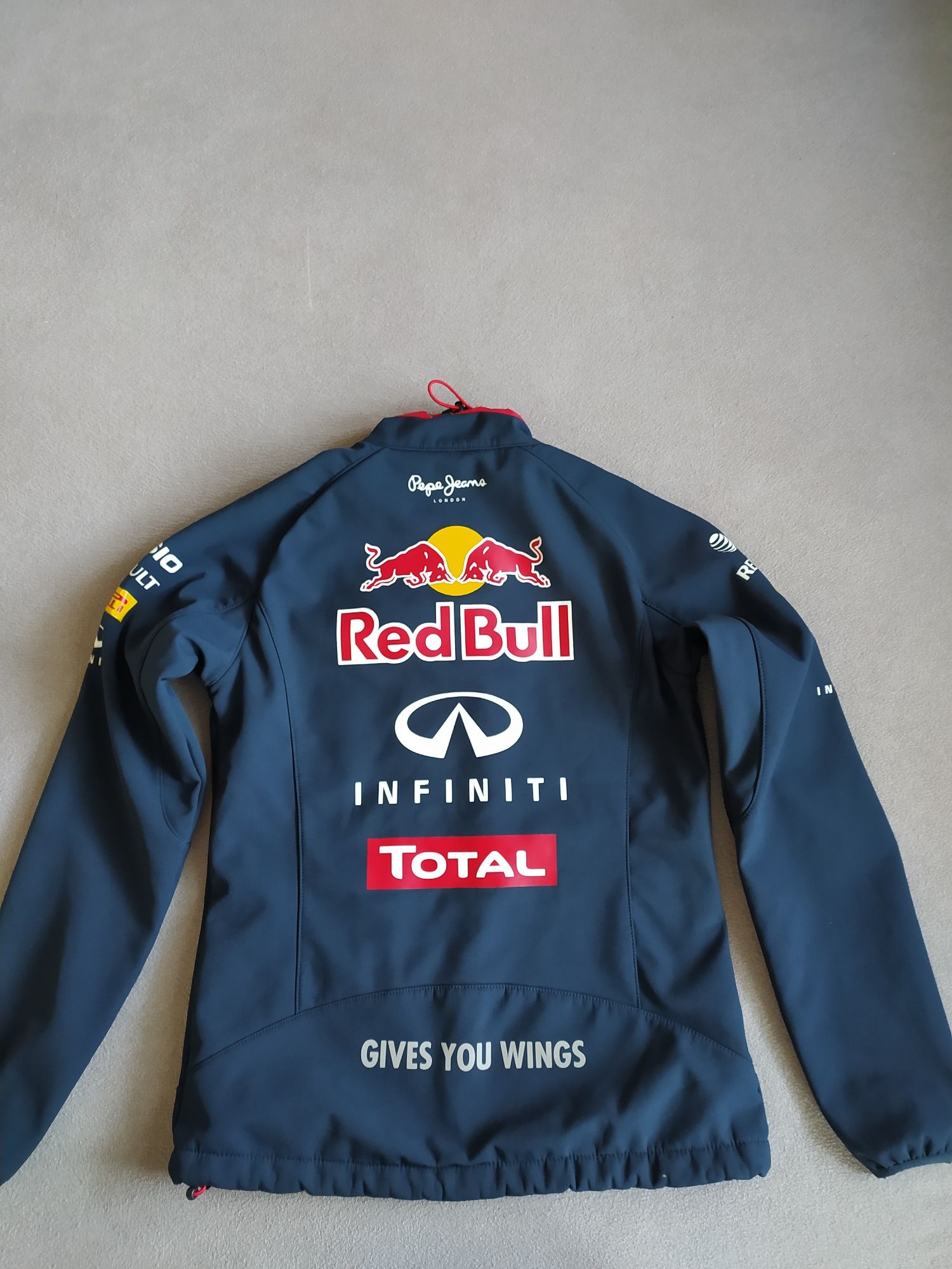 Soft shell Red Bull roz. XS