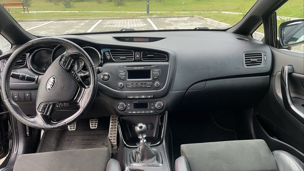 Kia Ceed II GT 1.6 2014r. 204 km uszkodzony silnik
