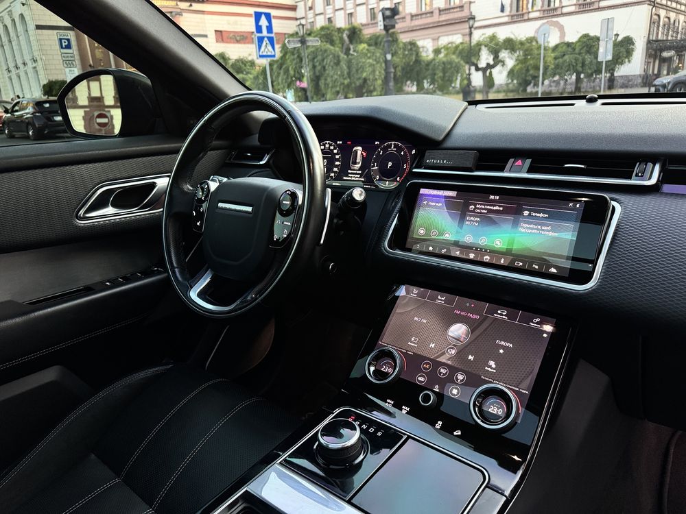 Range Rover Velar 2018 2.0 дизель 180к.с