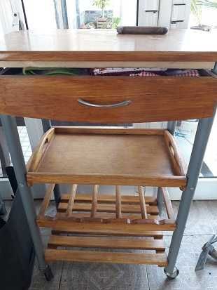 mesa de apoio á cozinha