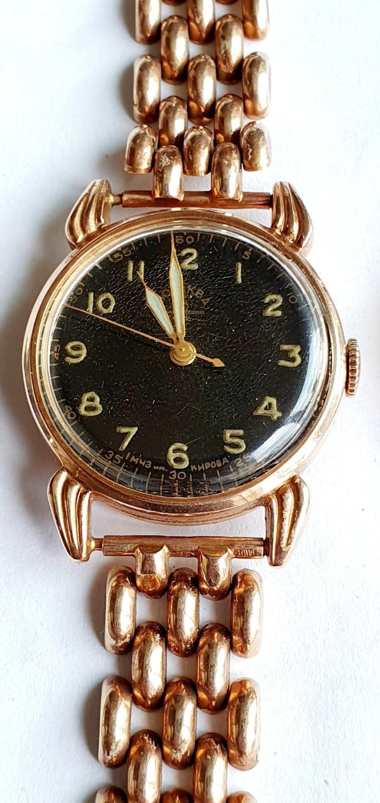 Продам золотые мужские часы производства СССР