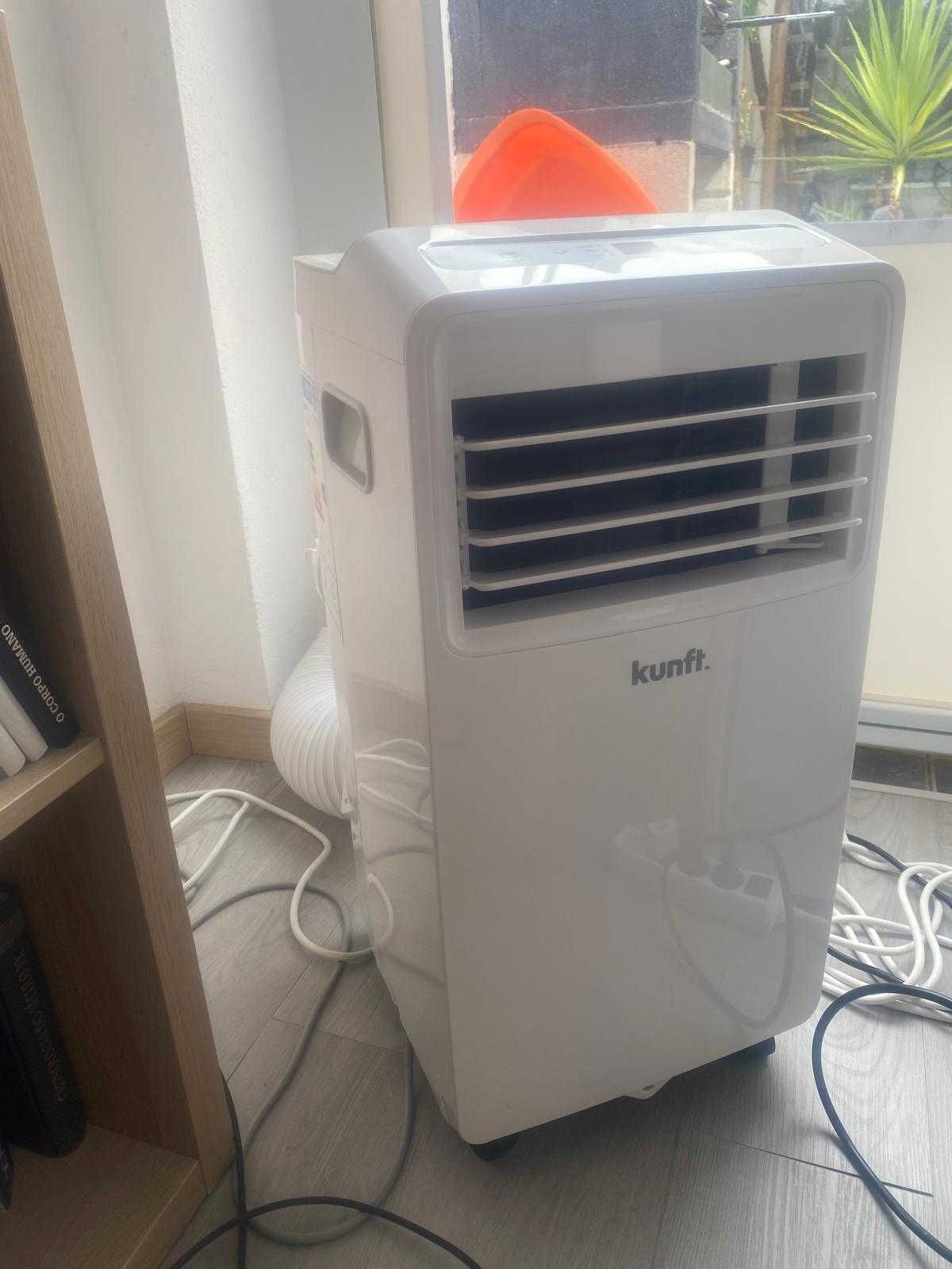 2 Toldos de exterior com porta de fole - 390cm e 260cm + ac portátil