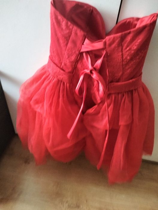 Sprzedam sukienka tiulowa