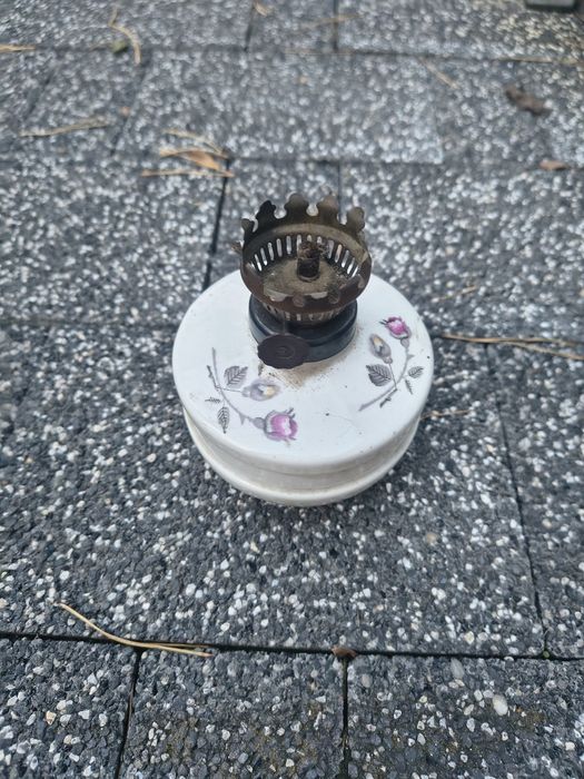 Lampa naftowa porcelanowa