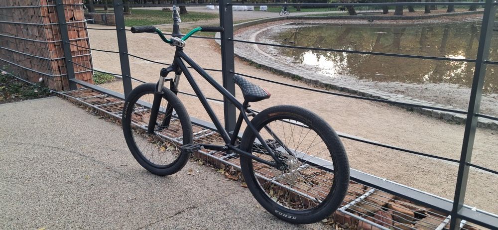 Rower MTB dirt octane one