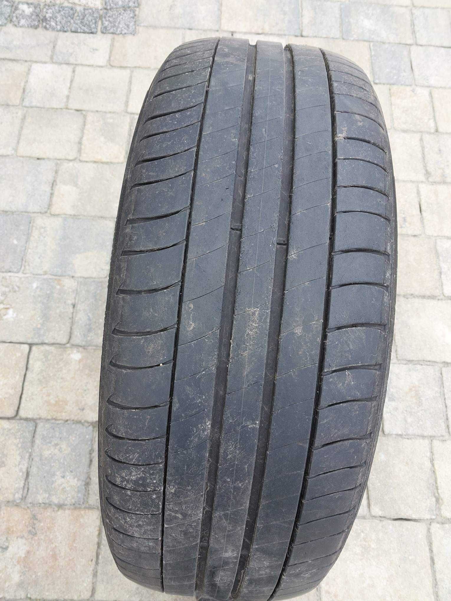 Opona letnia Michelin R16