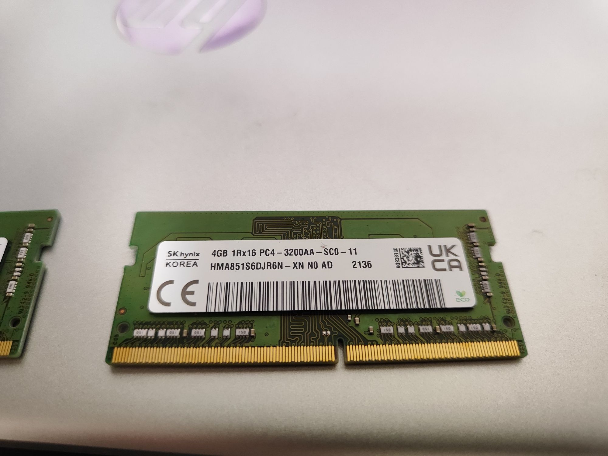 Оперативна пам'ять Hynix DDR4 8GB 3