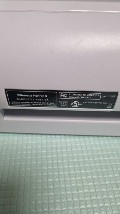 Ploter Silhouette Portrait 3