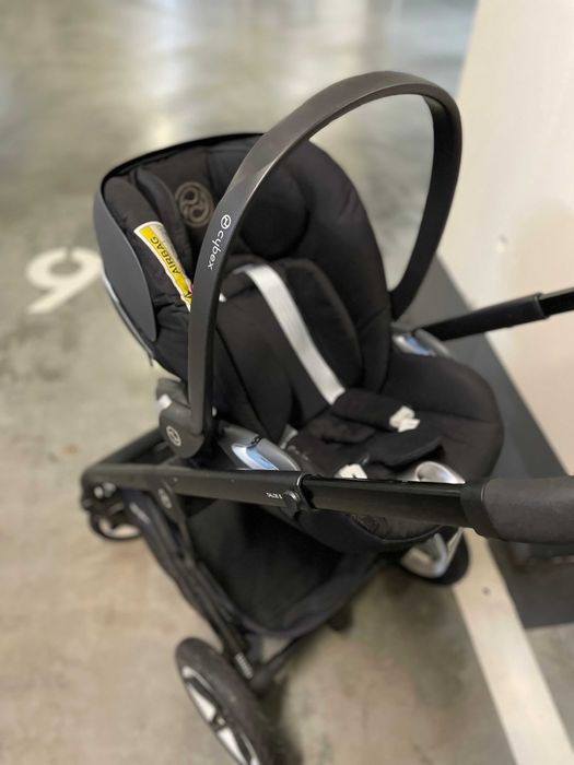 Fotelik nosidło nosidełko cybex do samochodu + adaptery dla niemowlaka
