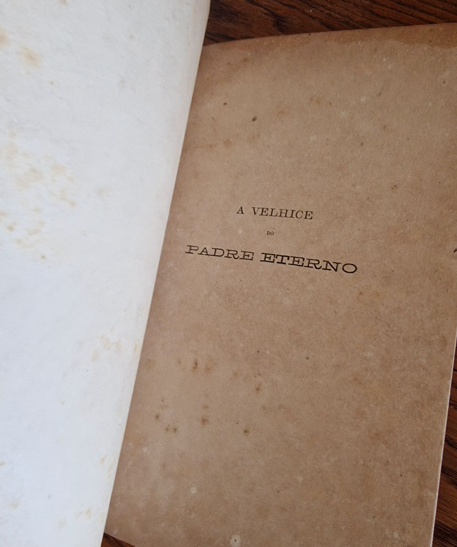 Velhice do Padre Eterno de Guerra Junqueiro 1885