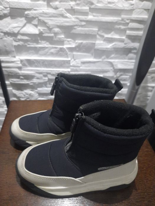 Buty chłopięce ZARA ocieplane zimowe wodoodporne r.32