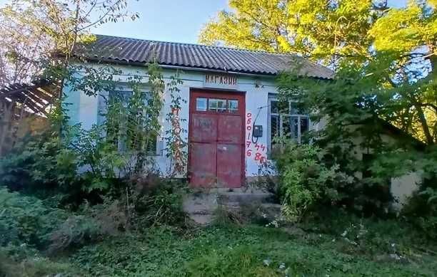 Продам будівлю (колишній магазин)