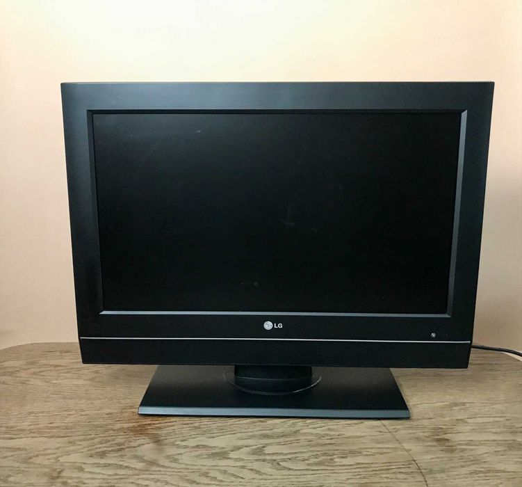 Telewizor 26 cali  LG 26LC51