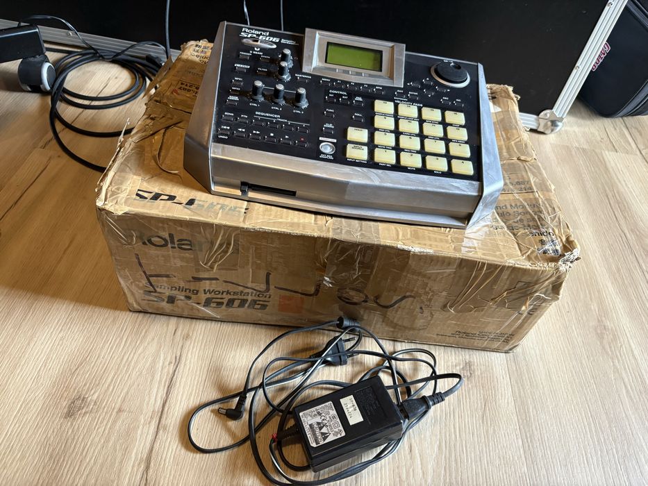 Roland sp606 rarissimo na caixa origjnal