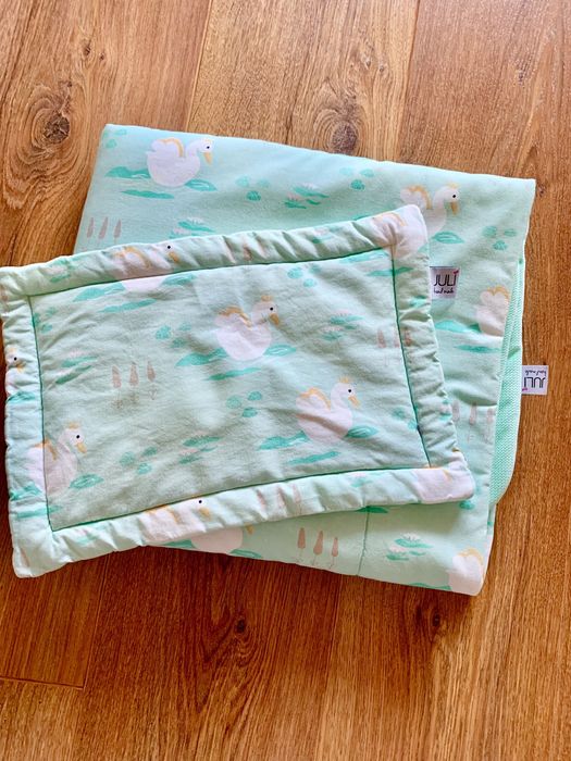 Pościel do wózka łóżeczka koc poduszka velvet miętowy łabędzie
