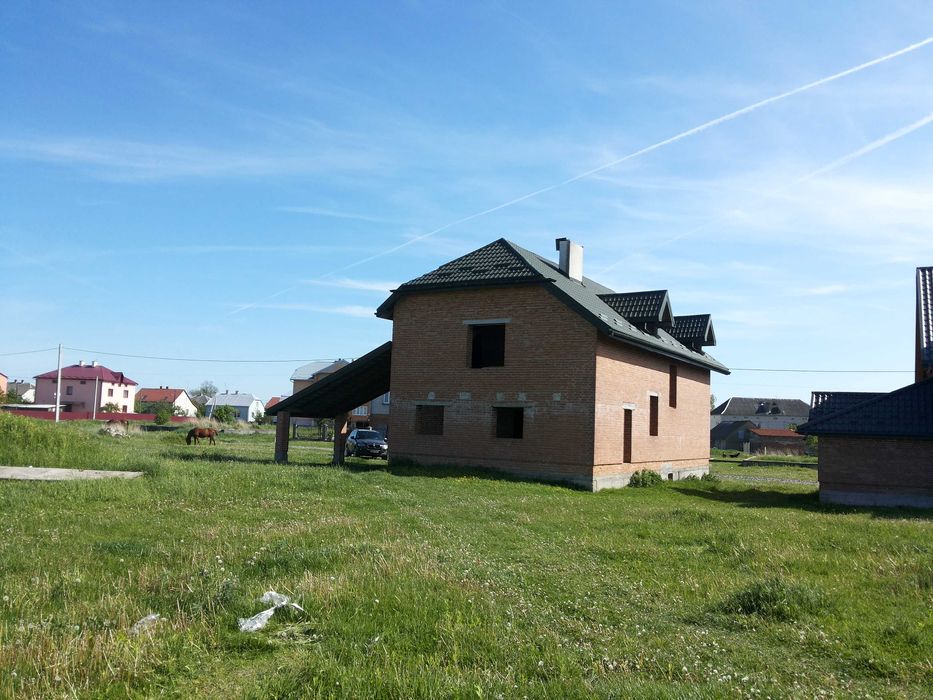 Продаж незакінченного будівництва в м. Городок, Львівська обл.