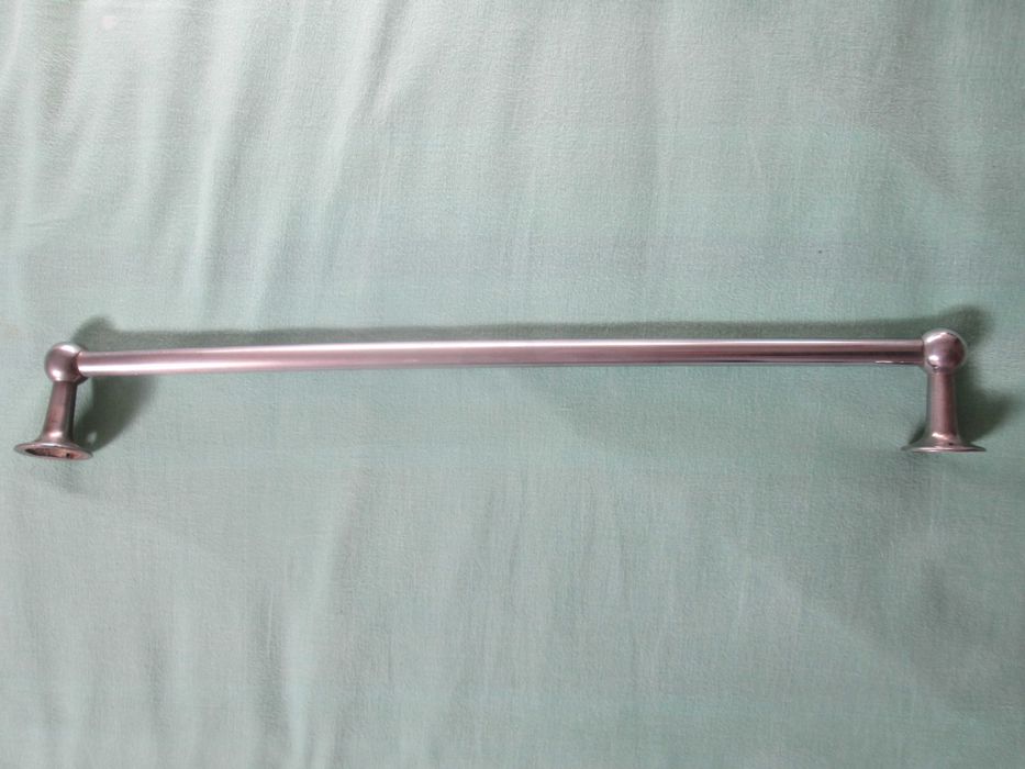Toalheiro inox, como novo