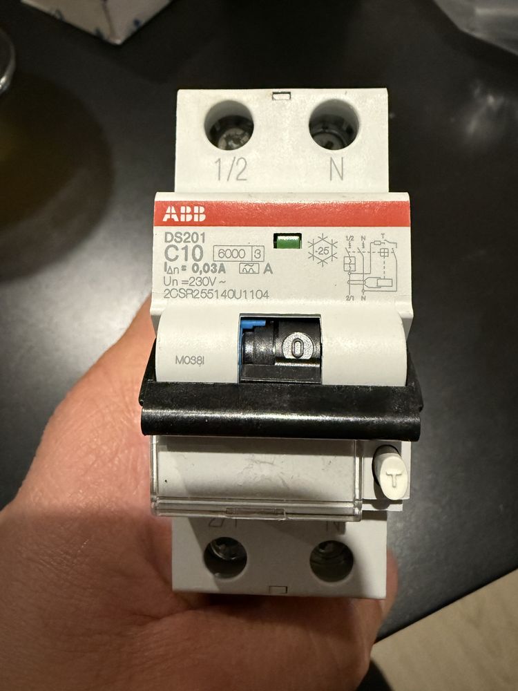 abb ds201c10a300 WYŁĄCZNIK