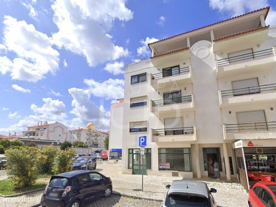 Excelente loja de gaveto