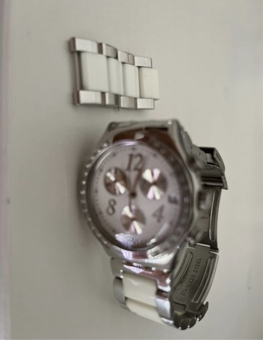 Swatch Dreamwhite Irony