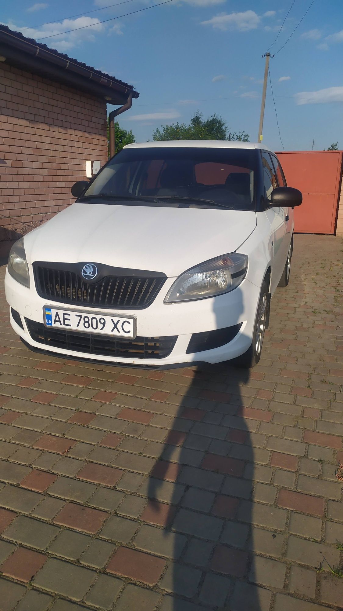 Продам skoda fabia 2011 года