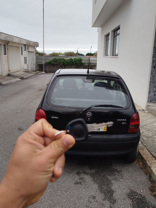 Vendo Corsa Opel 98